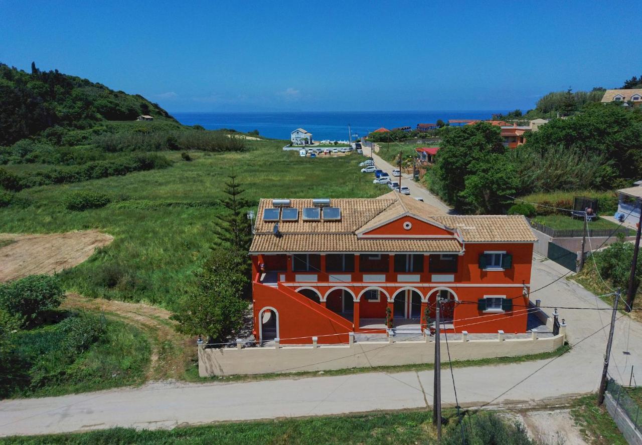Logas Beach Studios Peroulades  ภายนอก รูปภาพ